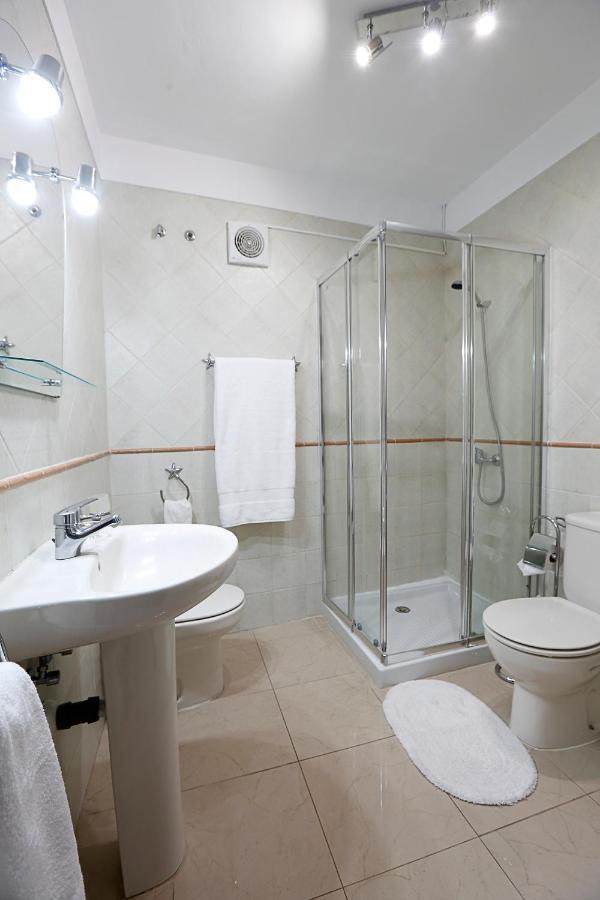 Apartamento Frente Al Puerto De Candelaria A 20 Metros De La Playa. المظهر الخارجي الصورة