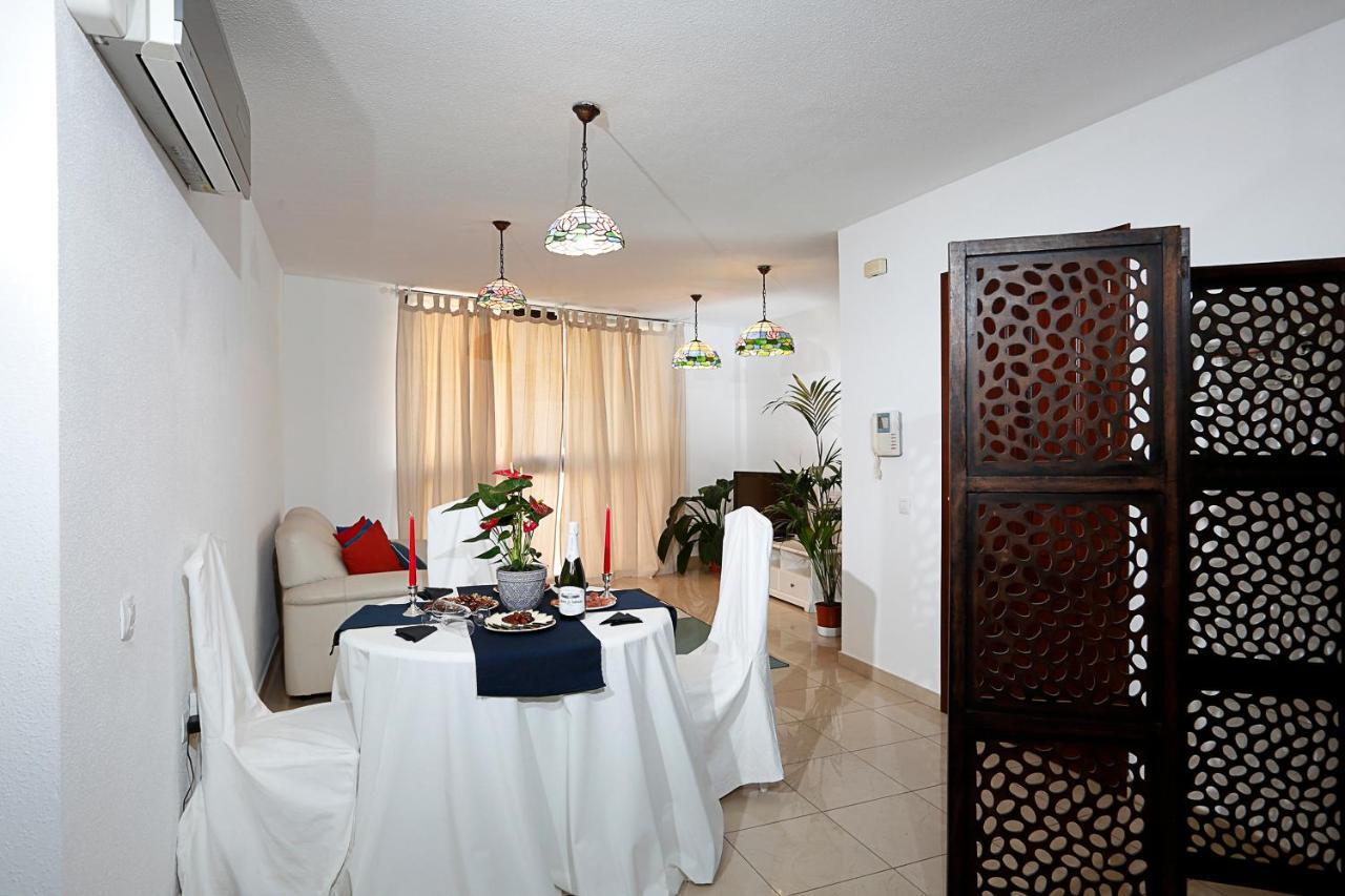 Apartamento Frente Al Puerto De Candelaria A 20 Metros De La Playa. المظهر الخارجي الصورة