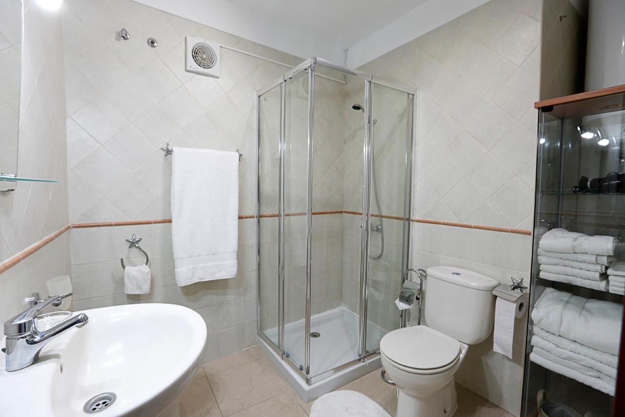 Apartamento Frente Al Puerto De Candelaria A 20 Metros De La Playa. المظهر الخارجي الصورة