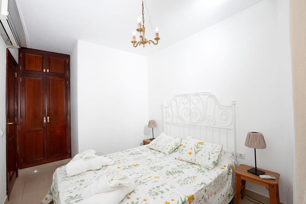 Apartamento Frente Al Puerto De Candelaria A 20 Metros De La Playa. المظهر الخارجي الصورة